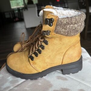 MIA Women’s Winter Boot